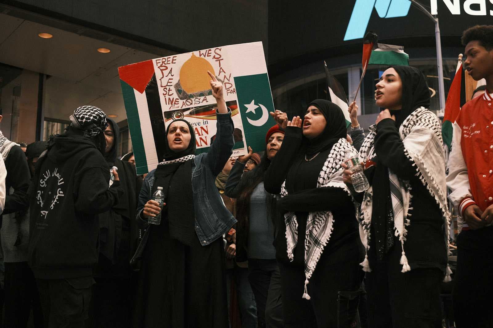 The Origins of Palestinians: Are They Half Egyptian and Half Saudi?